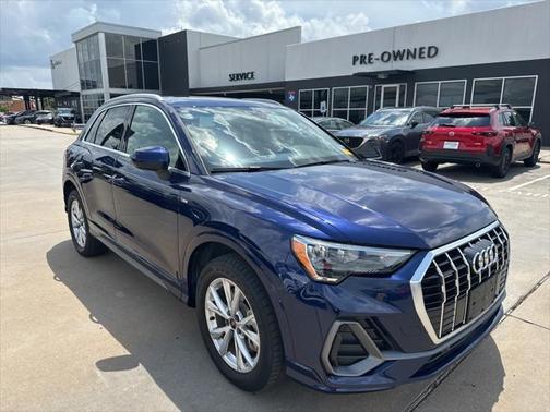 2022 Audi Q3 45 S line Premium