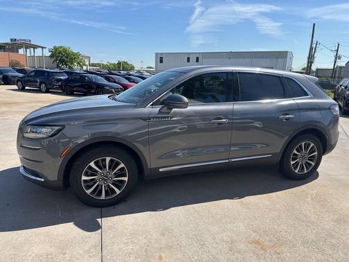 Asher Gray 2021 Lincoln Nautilus Reserve