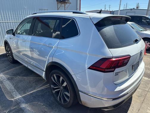 2020 Volkswagen Tiguan 2.0T SEL R-Line 4MOTION
