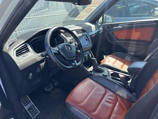 2020 Volkswagen Tiguan 2.0T SEL R-Line 4MOTION