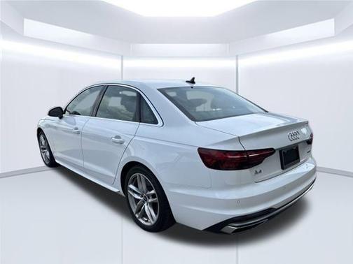 2023 Audi A4 45 S line Premium Plus