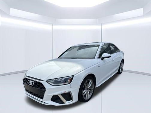 2023 Audi A4 45 S line Premium Plus