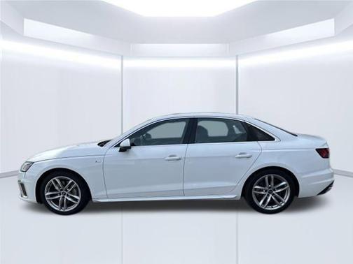 2023 Audi A4 45 S line Premium Plus