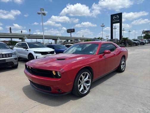 2015 Dodge Challenger SXT Plus