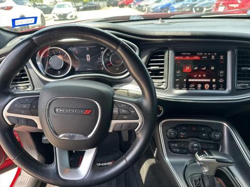 2015 Dodge Challenger SXT Plus