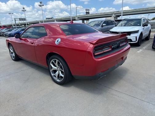 2015 Dodge Challenger SXT Plus