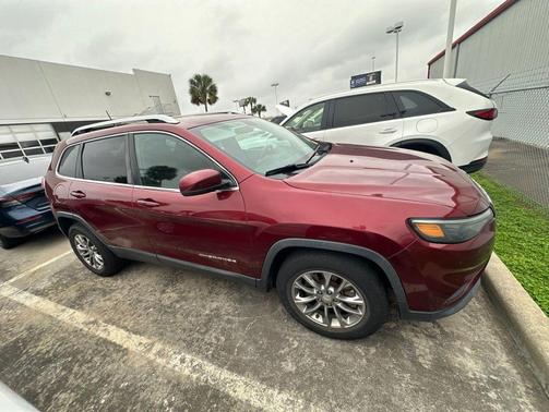 Velvet Red Pearlcoat 2019 Jeep Cherokee Latitude Plus