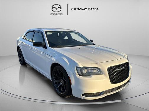 2019 Chrysler 300 Touring