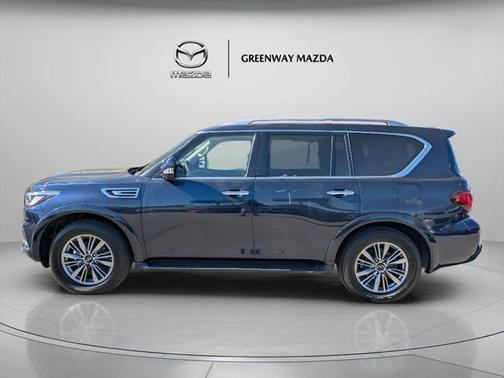 2022 INFINITI QX80 Luxe