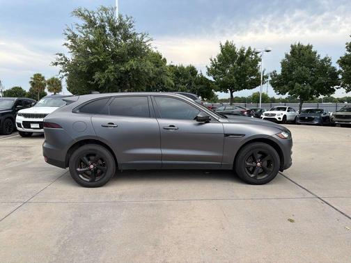 Black 2018 Jaguar F-PACE 35t Premium
