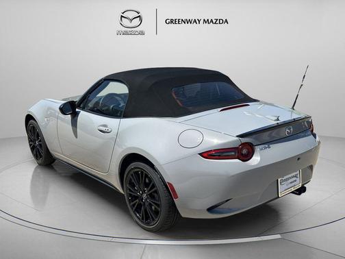 Aero Gray Metallic 2026 Mazda MX-5 Miata Club