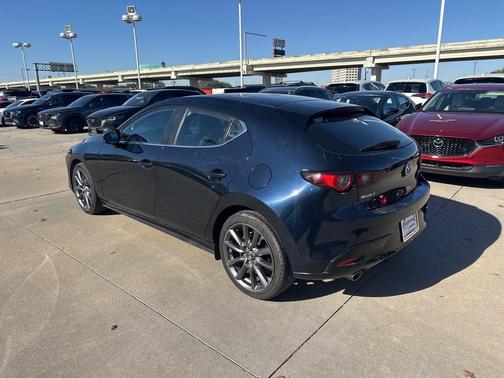 2023 Mazda Mazda3 FWD w/Preferred Package