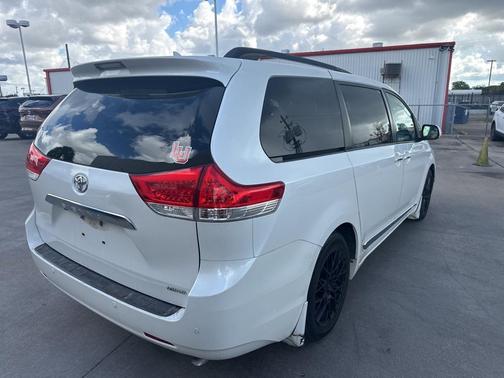 2013 Toyota Sienna Limited
