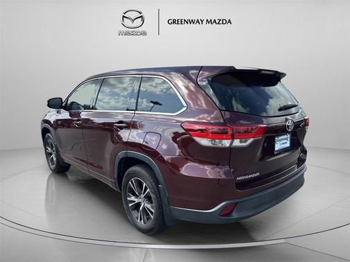 2018 Toyota Highlander LE