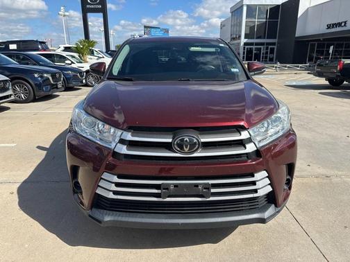 2018 Toyota Highlander LE