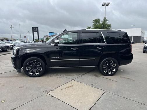 Onyx Black 2019 GMC Yukon Denali