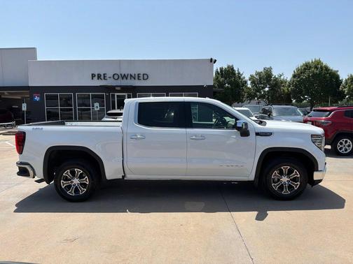 Summit White 2026 GMC Sierra 1500 SLT