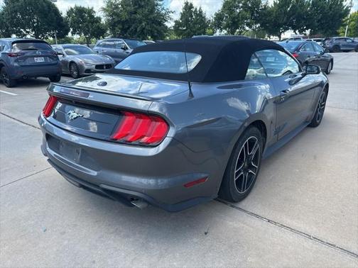 2022 Ford Mustang EcoBoost Premium