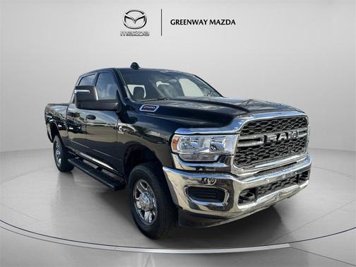 2023 RAM 2500 Tradesman Crew Cab 4x4 6'4' Box