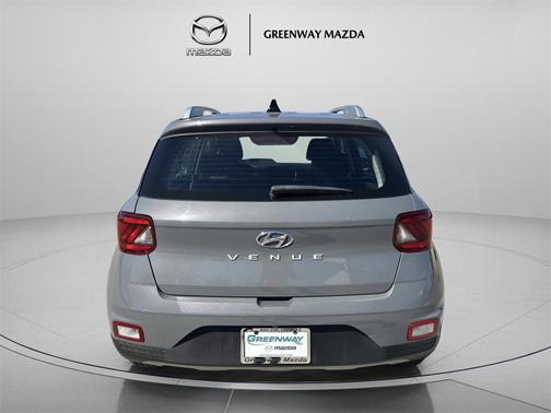 2022 Hyundai VENUE SEL