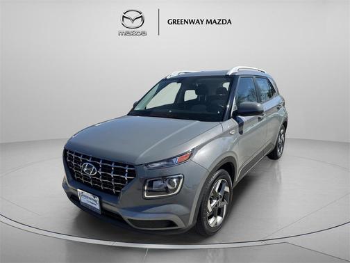 2022 Hyundai VENUE SEL