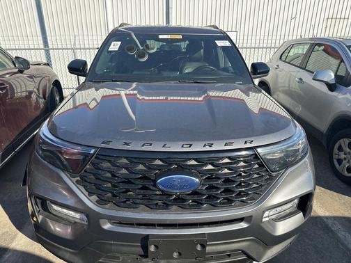 2022 Ford Explorer ST-Line