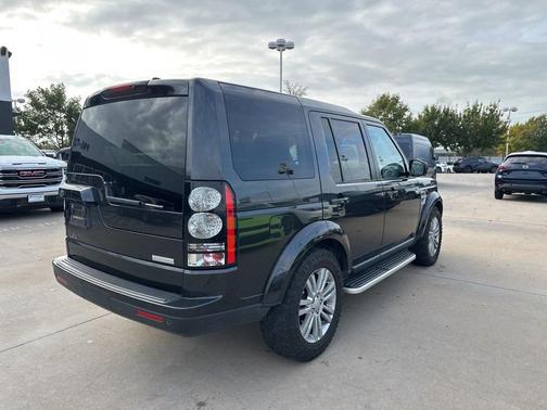 2015 Land Rover LR4 Base