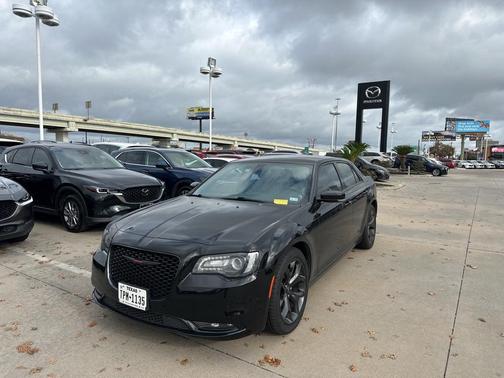 2021 Chrysler 300 S