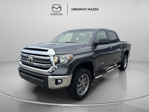 2017 Toyota Tundra SR5