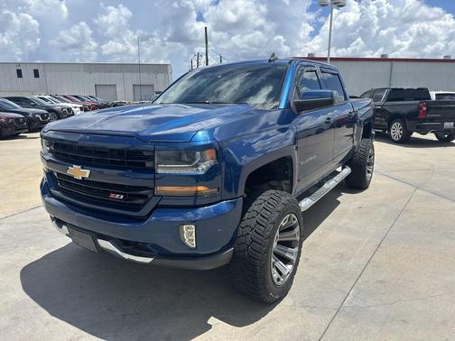 Deep Ocean Blue Metallic 2017 Chevrolet Silverado 1500 2LT