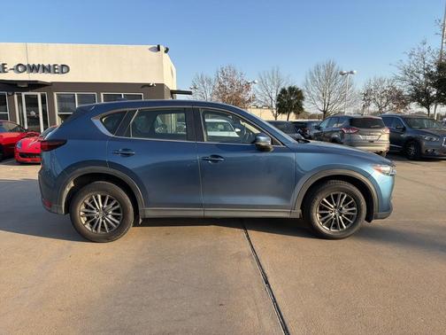 2017 Mazda CX-5 Sport