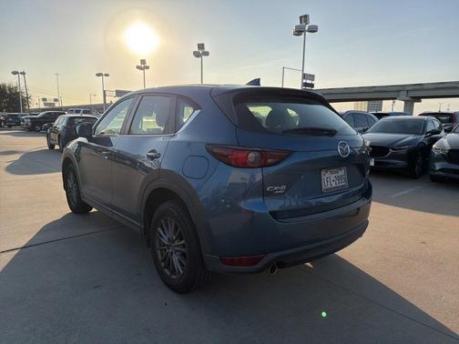 2017 Mazda CX-5 Sport