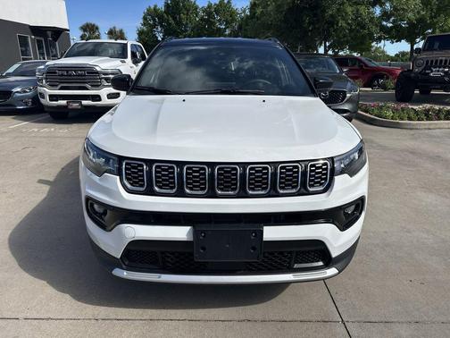 Bright White Clearcoat 2025 Jeep Compass Limited