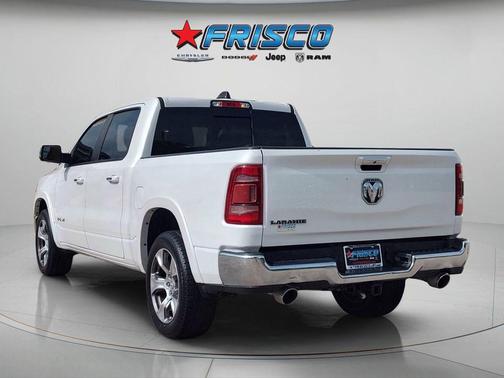 Ivory White Tri-Coat Pearlcoat 2021 RAM 1500 Laramie