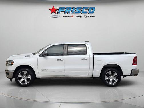Ivory White Tri-Coat Pearlcoat 2021 RAM 1500 Laramie