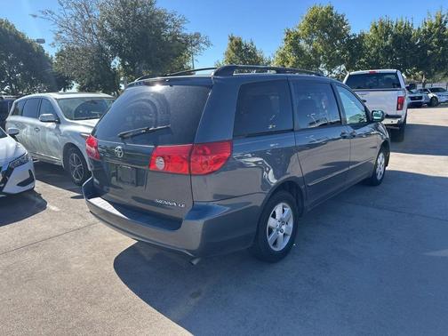 2010 Toyota Sienna