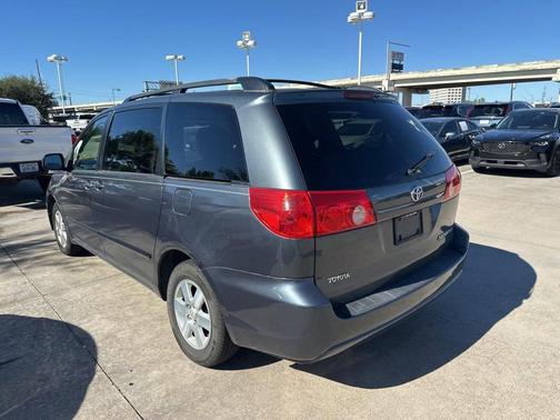 2010 Toyota Sienna
