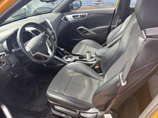 2016 Hyundai Veloster Base