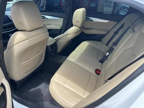 2022 Cadillac CT5 Luxury RWD