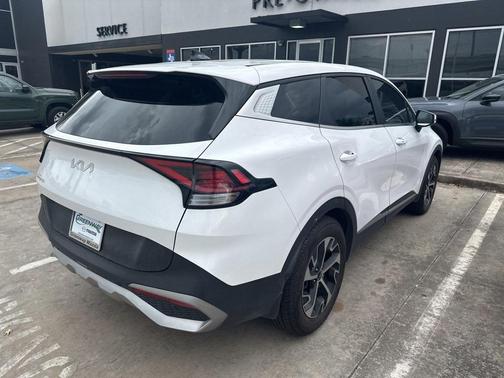 2023 Kia Sportage EX