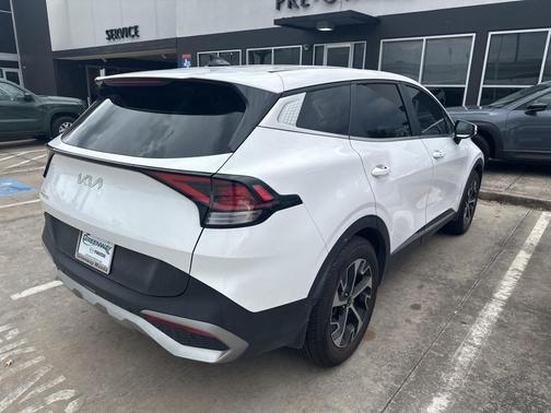 2023 Kia Sportage EX