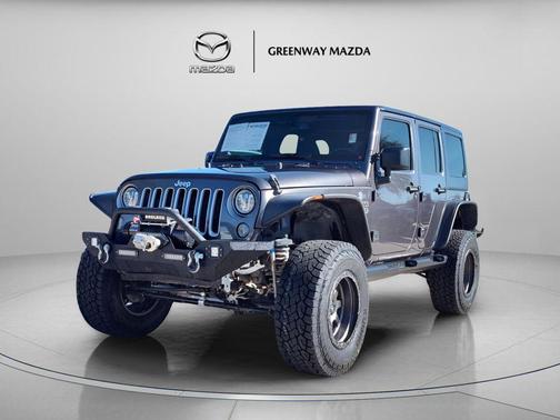 Granite Crystal Metallic Clearcoat 2016 Jeep Wrangler Unlimited Sahara