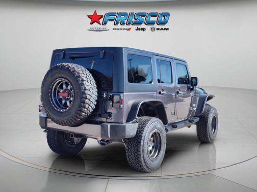 Granite Crystal Metallic Clearcoat 2016 Jeep Wrangler Unlimited Sahara