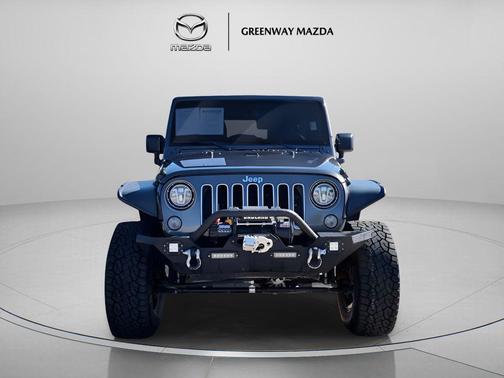 Granite Crystal Metallic Clearcoat 2016 Jeep Wrangler Unlimited Sahara