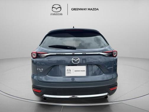 2022 Mazda CX-9 Carbon Edition