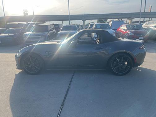 Meteor Gray Mica 2016 Mazda MX-5 Miata Club
