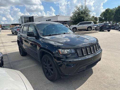 2017 Jeep Grand Cherokee Altitude