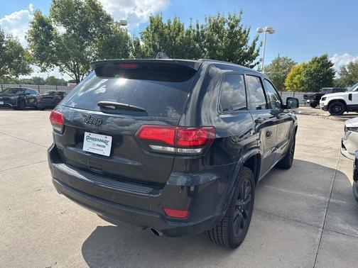 2017 Jeep Grand Cherokee Altitude