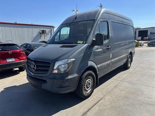 2018 Mercedes-Benz Sprinter 2500 Standard Roof