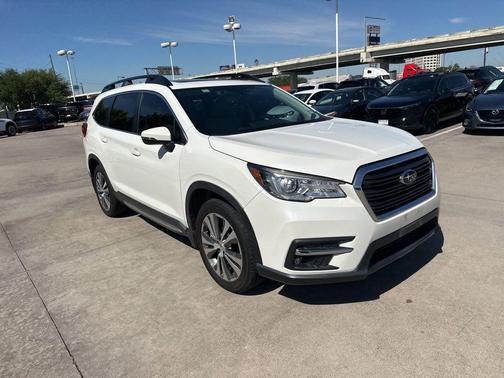 Crystal White Pearl 2021 Subaru Ascent Limited 7-Passenger